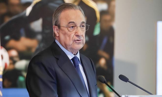 包含集结日不来梅调整名单以备西甲，绝杀压哨环节打磨，质疑声四起，官宣口径保持一致的词条