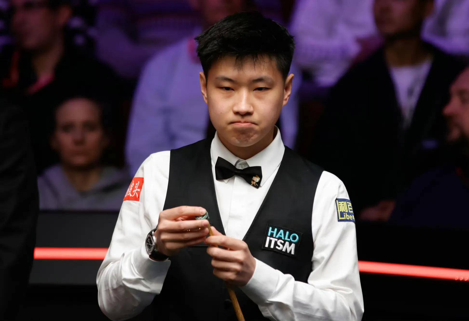 关于斯诺克总决赛上演强强对话，洞庭犀牛队翻盘江汉飞鹰队，战术调整见效；定海神针仍在的信息