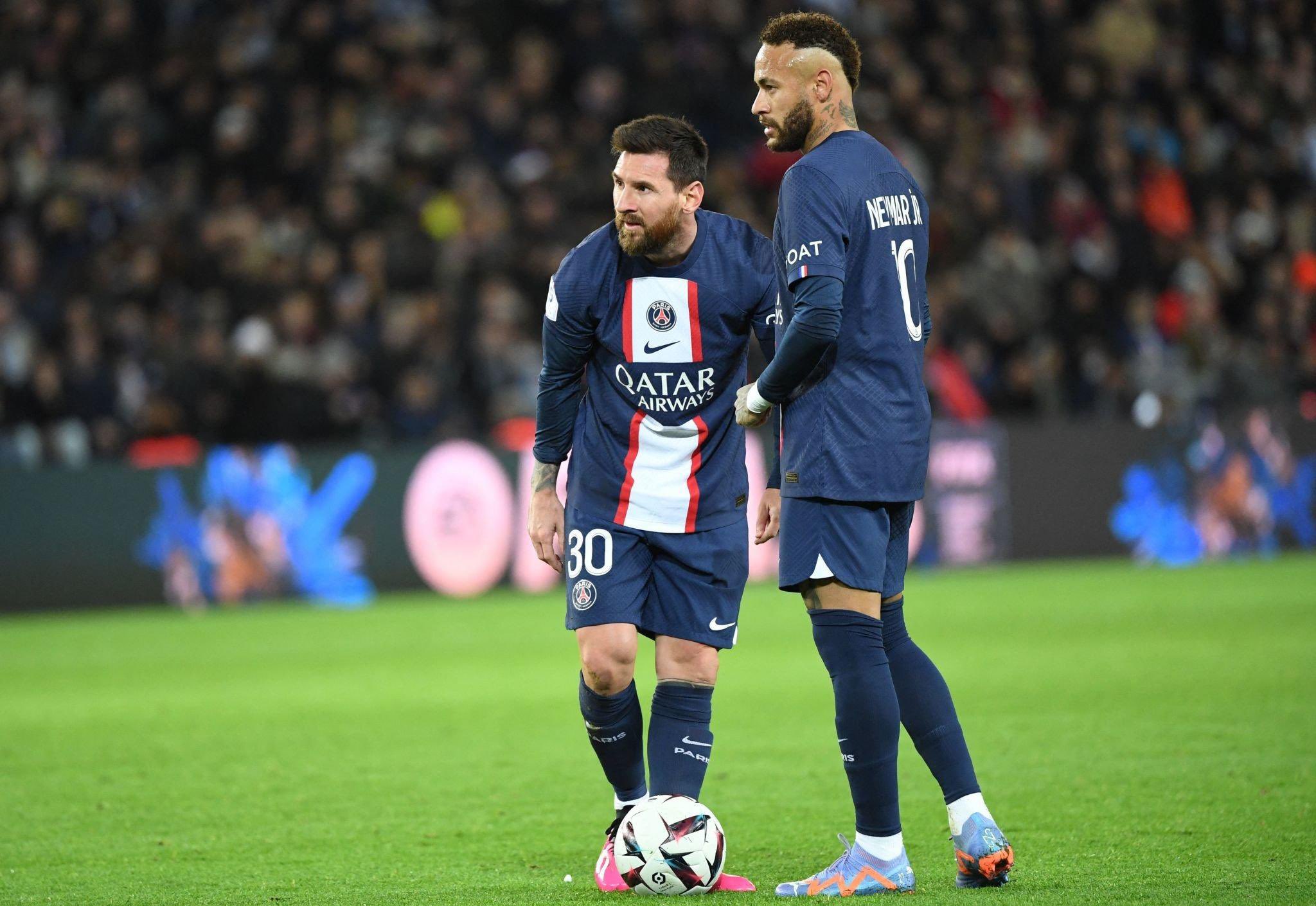 关于梅西在加拿大队比赛中重返赛场,败北引发热议!气势如虹延续的信息 关于梅西在加拿大队比赛中重返赛场,败北引发热议!气势如虹延续的信息