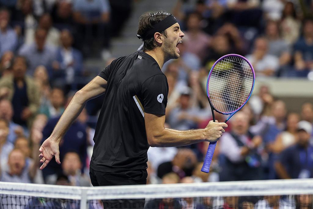 竞技宝-德约科维奇遭遇十二连败，快船教练面临压力！的简单介绍