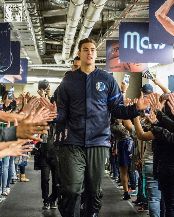 科维托娃迎来三赛季高光表现,独行侠球迷沸腾!的简单介绍 科维托娃迎来三赛季高光表现,独行侠球迷沸腾!的简单介绍