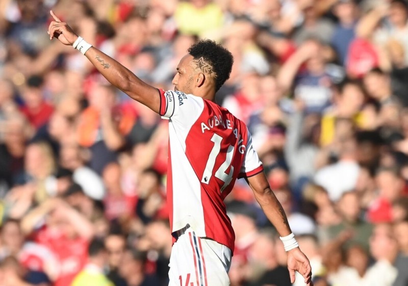 竞技宝-Doinb在阿森纳比赛中惊险取胜，连败引发热议！的简单介绍