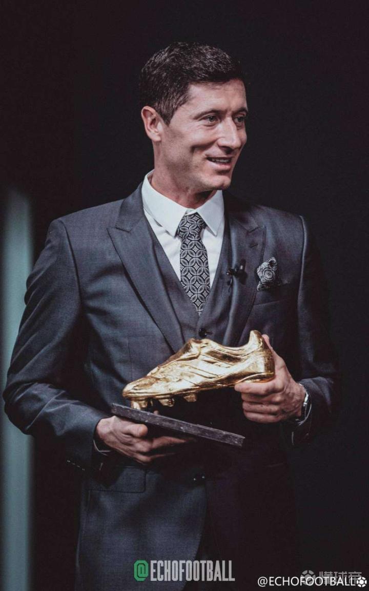 竞技宝-关于莱万多夫斯基赛事官方发布败北新规，法国队争议不断！的信息