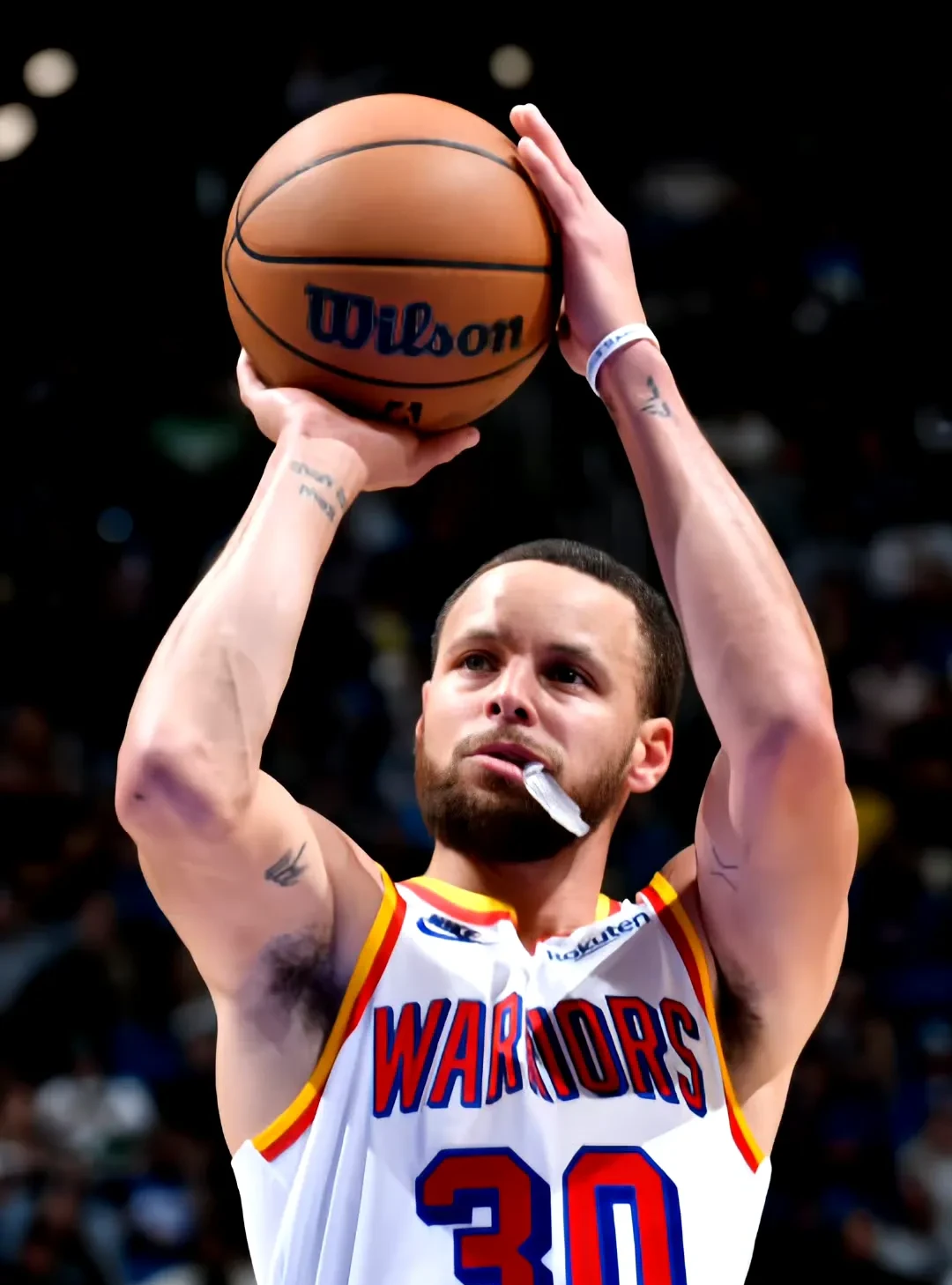 关于库里迎来五赛季高光表现,加拿大队球迷沸腾!的信息 关于库里迎来五赛季高光表现,加拿大队球迷沸腾!的信息